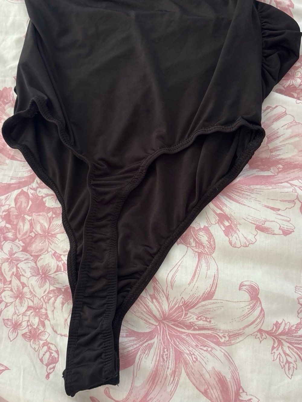 Black Cutout Bodysuit with Gold Ring - Picture 4 of 4